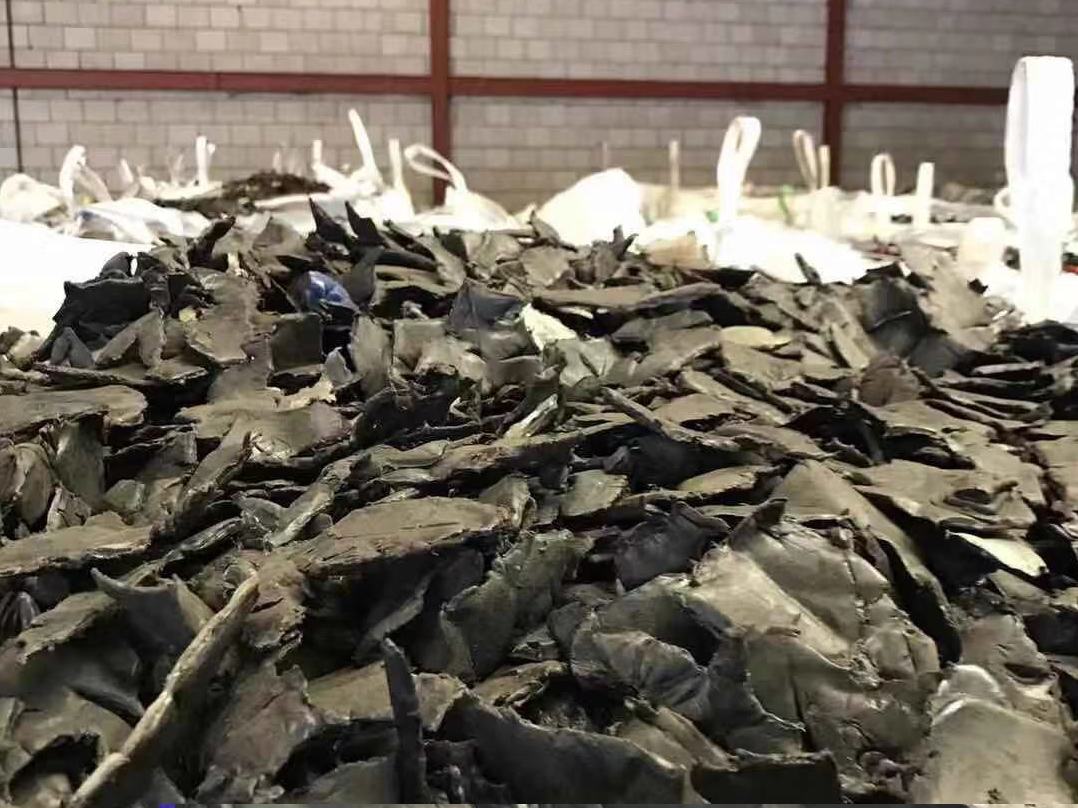 HDPE tanks shredded in big bags